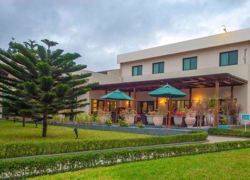 Fiesta Royale Hotel Accra Eksteriør bilde